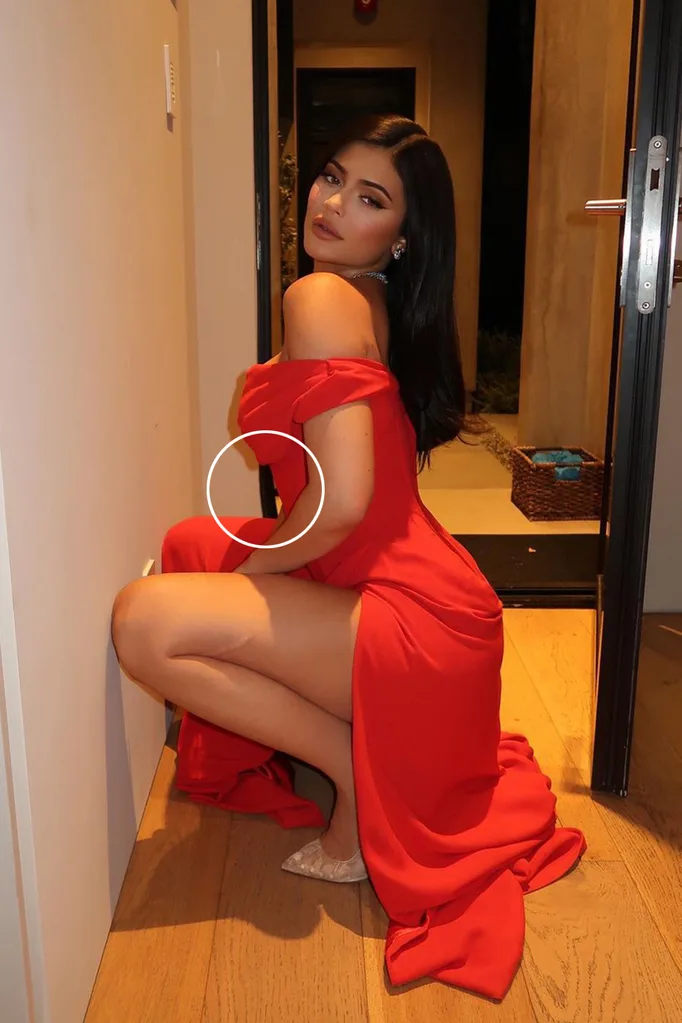 kylie-jenner-photoshop