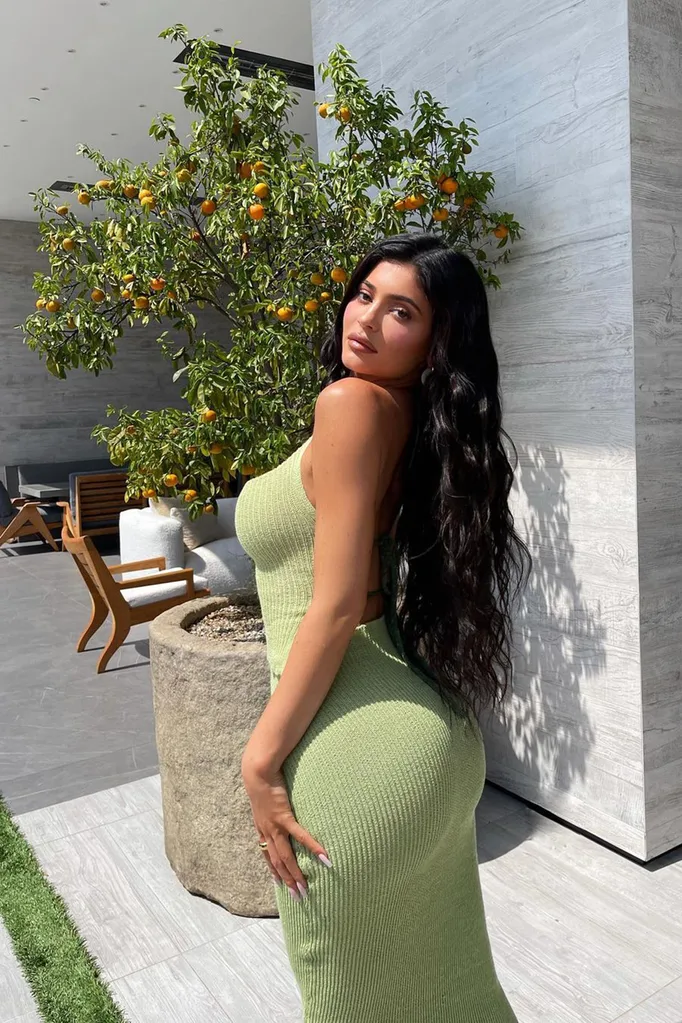 kylie-green-dress