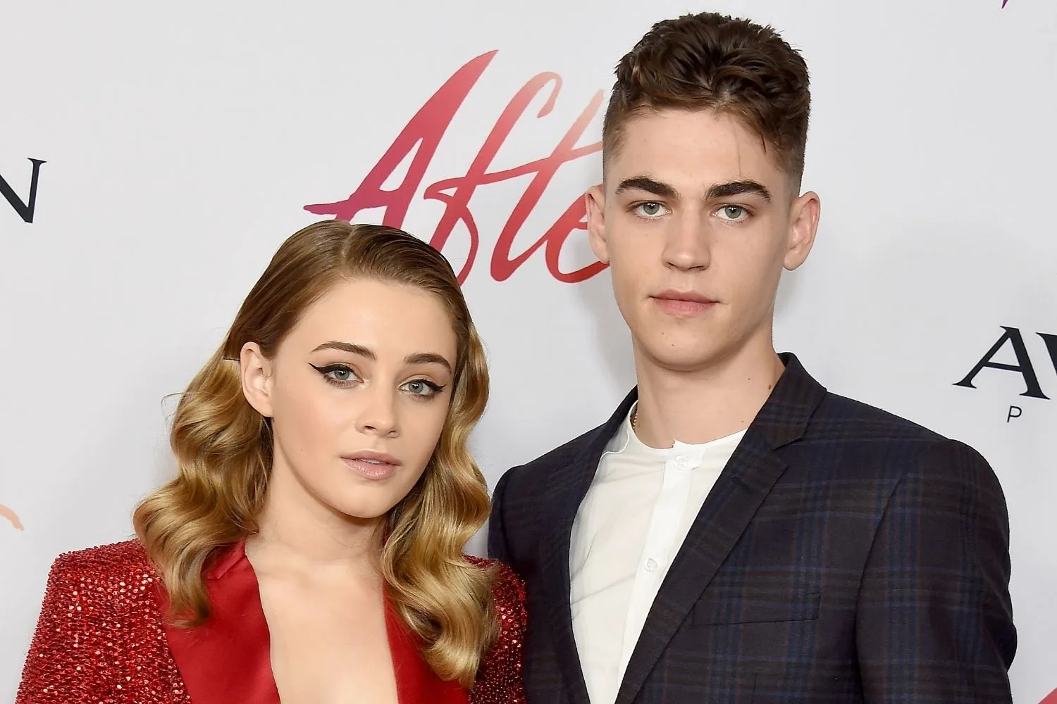 Stilvolle Hero Fiennes Tiffin Freundin Ein Blick Auf Die Mode Von Josephine Gilkisonfeed