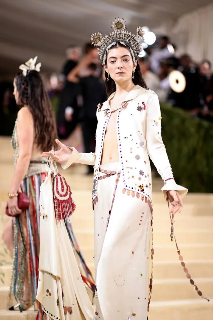 lorde-met-gala-2021