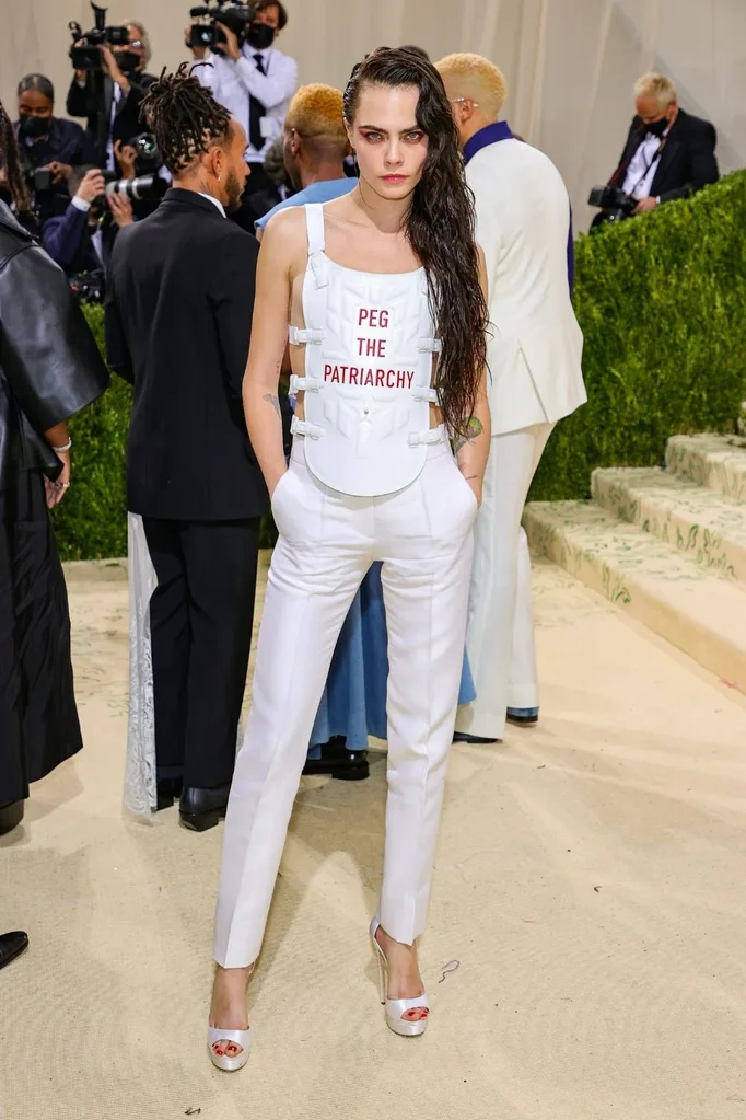cara-delevigne-met-gala-2021