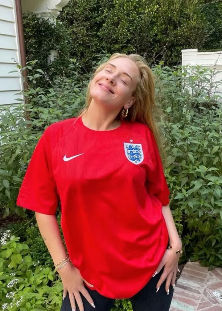 adele-football