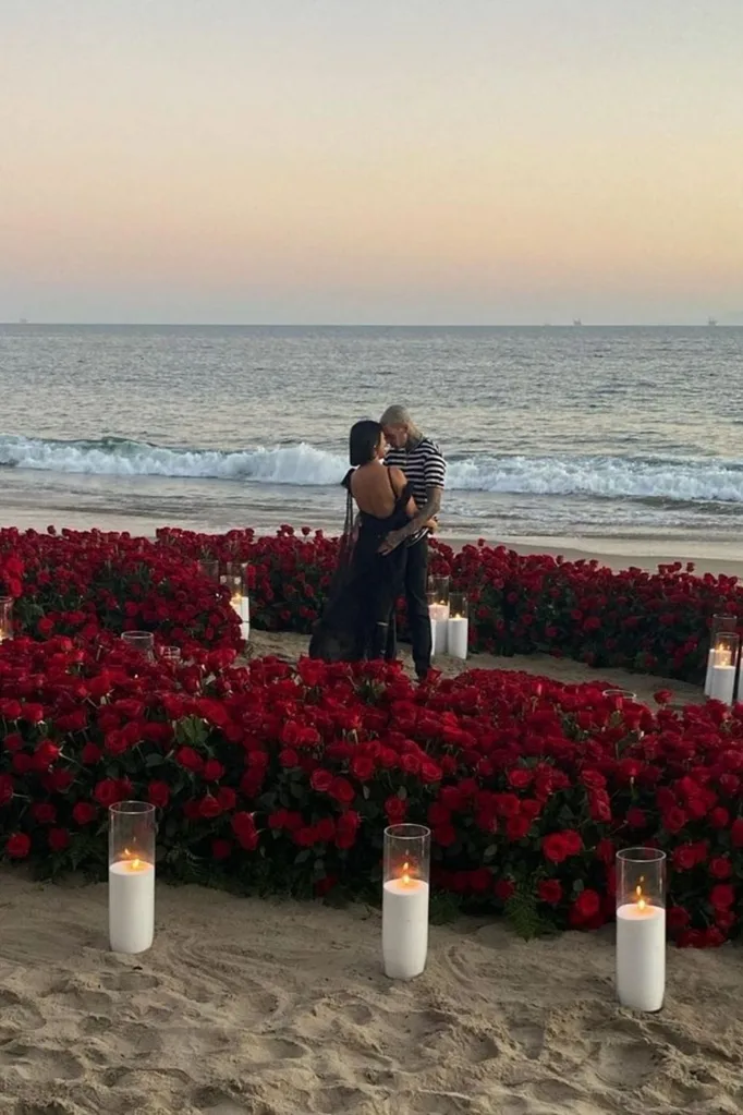 kourtney-kardashian-travis-barker-engaged