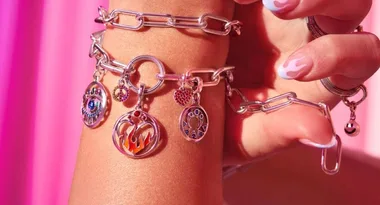 A Gem For A Gem: The Best Jewellery Gifts For Your Loved Ones