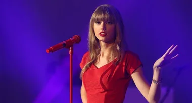 Fans Are Convinced Taylor Swift’s Christmas Tree Farm Re-Release Is Hinting Towards Something Else