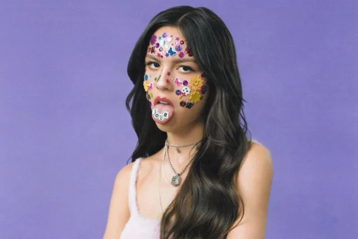 olivia-rodrigo-sour