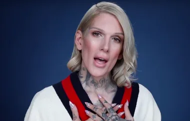 Fans slam Jeffree Star’s latest ‘Orgy’ palette for being “controversial” and “faulty”