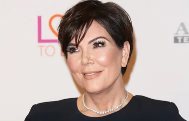 Kris Jenner has a LONG new hair do