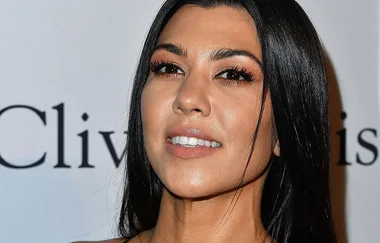 Kourtney Kardashian shares new photo of her freshly cut hair