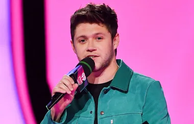 Niall Horan Now Has His Own Emojis And They’re #LIT