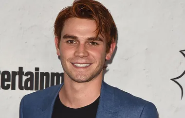 KJ Apa’s Stunt Double Is An Absolute BAE Which Is Unsurprising
