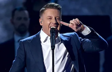 There Is A Petition To Stop Macklemore From Singing ‘Same Love’ In Australia ‘Coz Of The Marriage Equality Vote