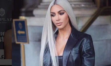 PSA: Kim Kardashian shares first unfiltered photo of bb Chicago