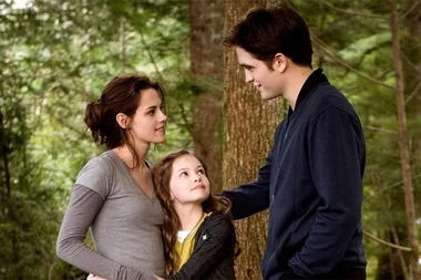 Bella & Edward’s Daughter Is All Grown-Up And Having A Major Fashion Moment On The Red Carpet