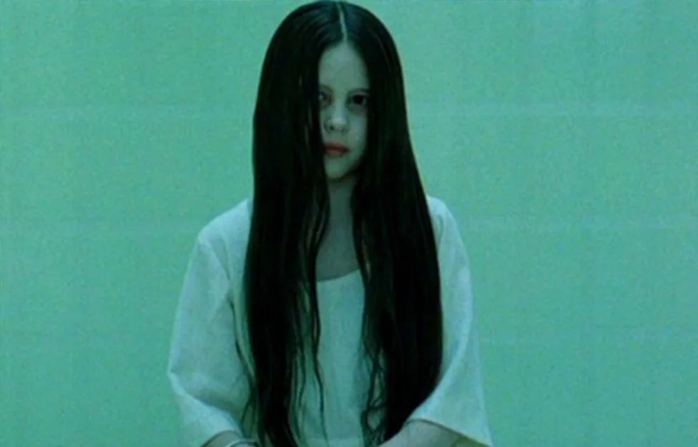 The Girl From The Ring Grown Up | Girlfriend