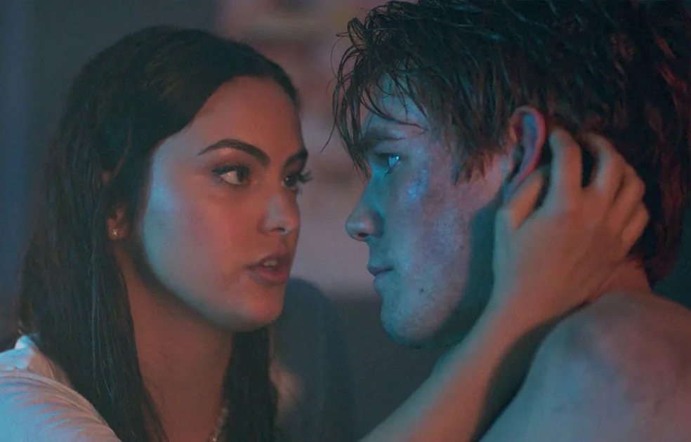 Riverdale Season 2 Episode 4 Recap | Girlfriend