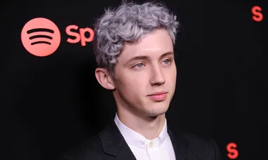 Troye Sivan Dyed His Hair Grey And We’re Totally Here For It