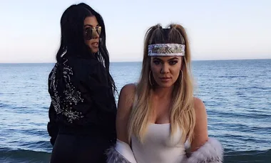 Kourtney Kardashian Hints At Khloé Kardashian’s Pregnancy With Cute Thanksgiving Photos