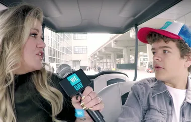 Gaten Matarazzo and Kelly Clarkson Duet Together And It’s Awesome