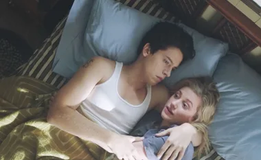 Lili Reinhart FINALLY uses her actual words to confirm she’s dating Cole Sprouse