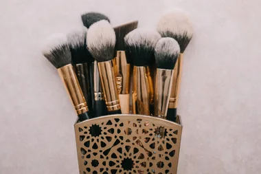 The Lowdown On Make-Up Brushes