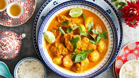 chicken and potato yellow curry
