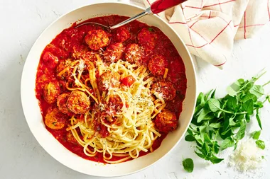 15 minute pork and beef mince meatballs with linguine