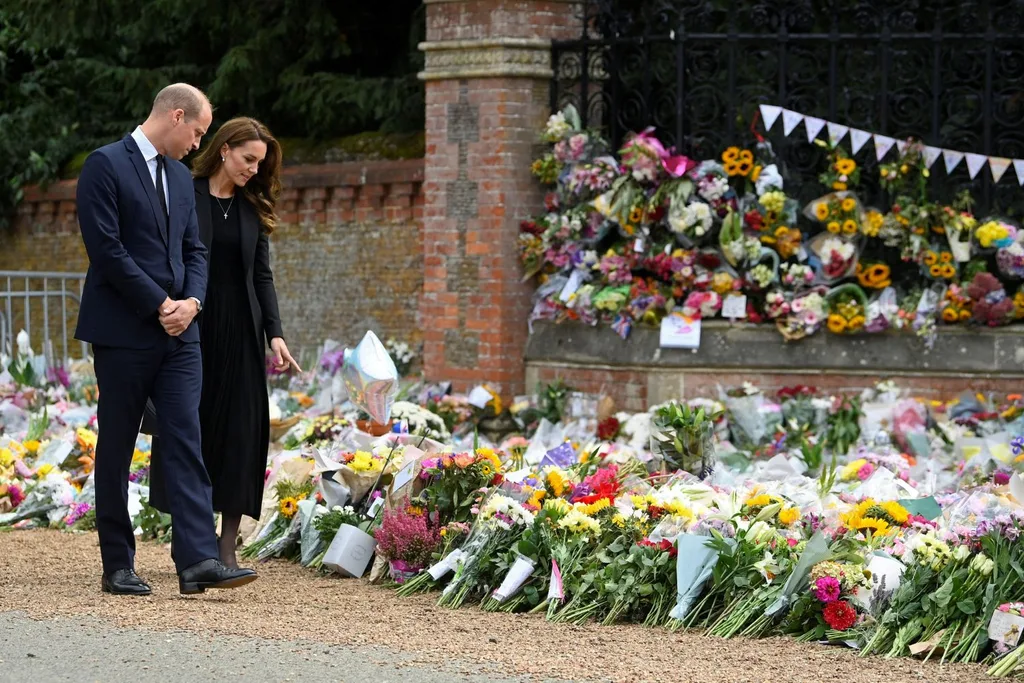 william and kate at the queens funeral