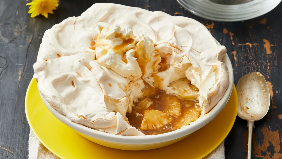 Caramelised Pineapple Upside-Down Pavlova | New Idea