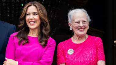 queen mary and queen margrethe balcony