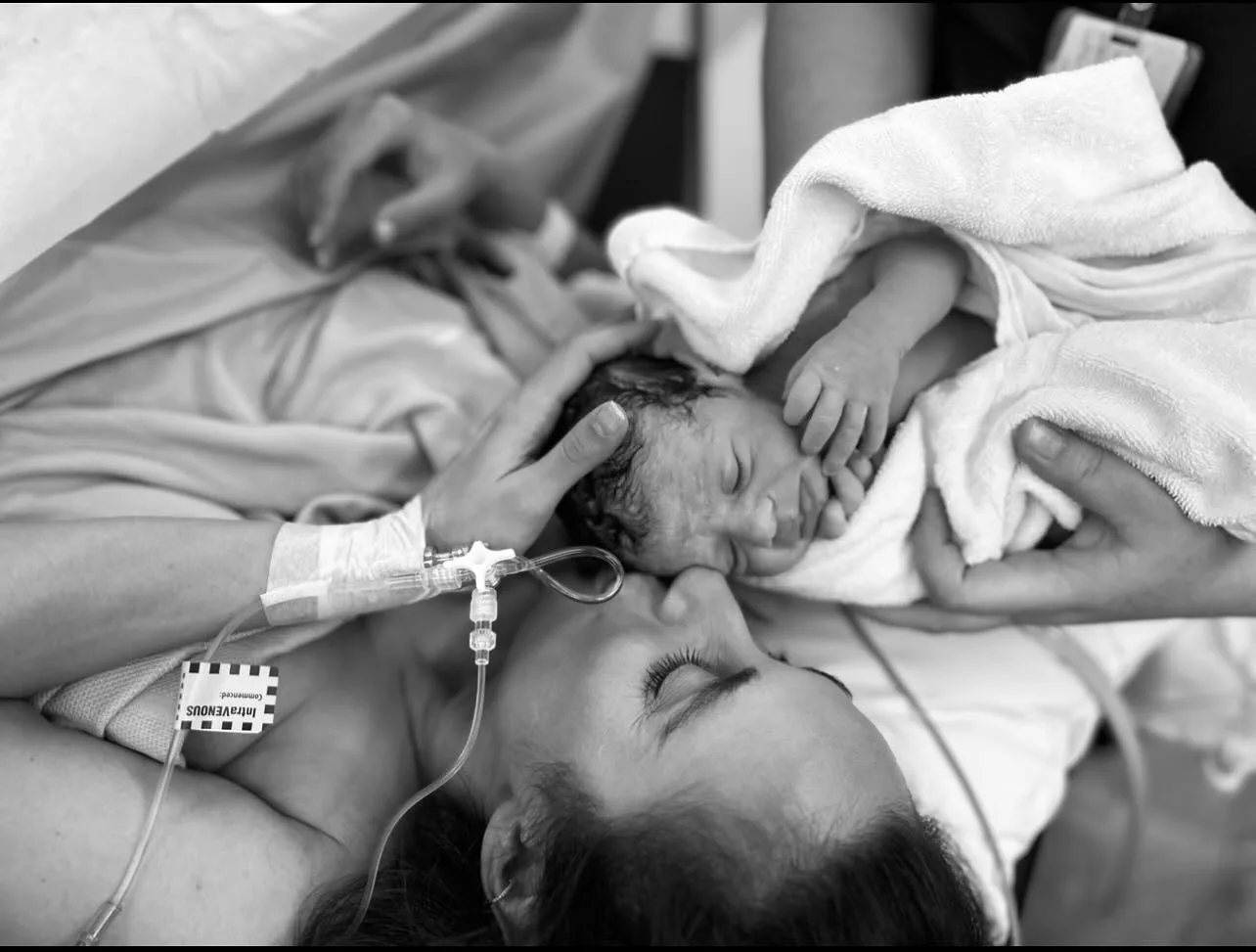 mafs' kerry with her newborn baby chloe in hospital