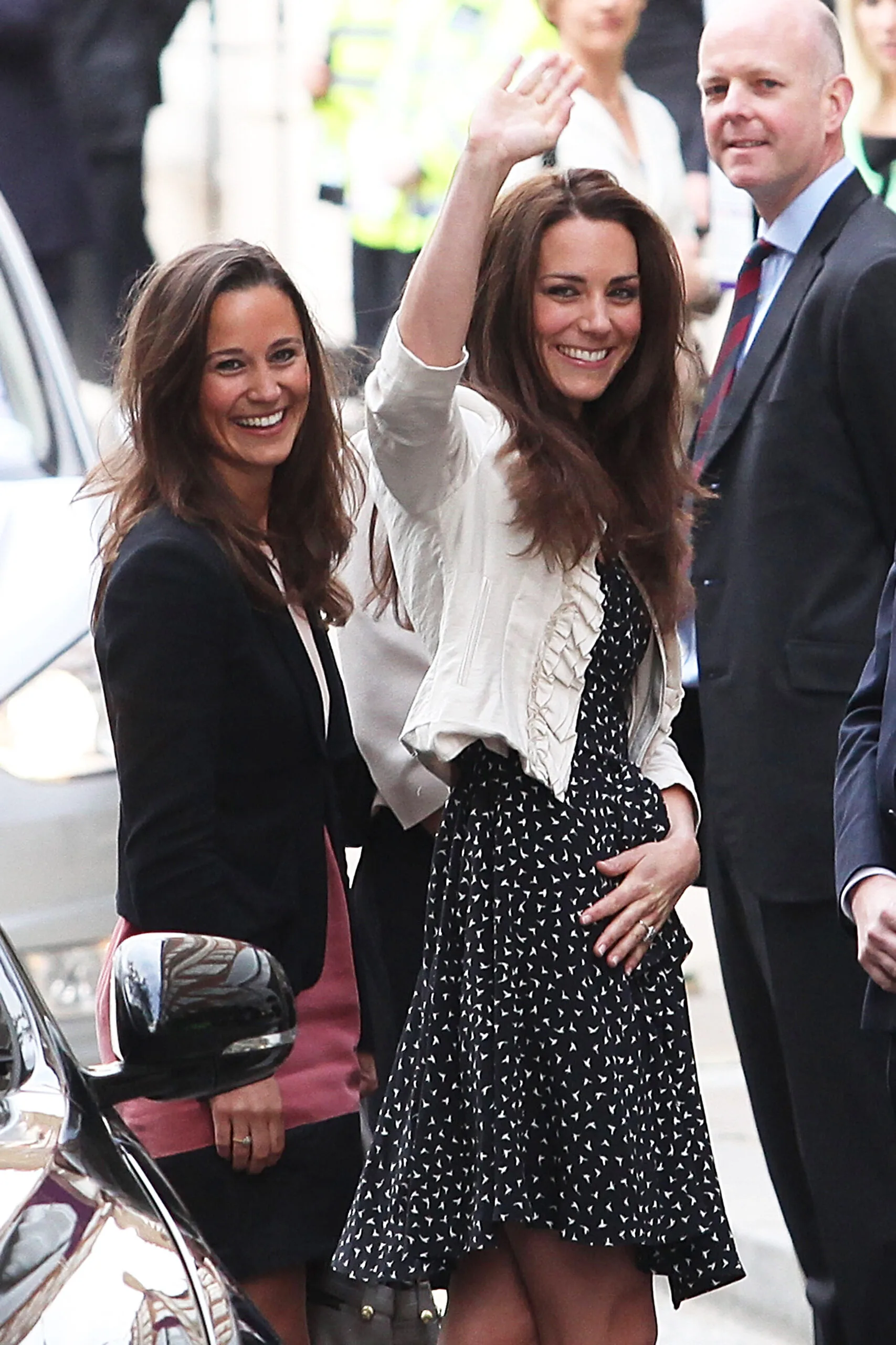 LONDON, UNITED KINGDOM - APRIL 28: Catherine Middleton (C) and sister Pippa Middleton (L) arrive at the Goring Hotel on April 28, 2011 in London, England. (Photo by Neil Mockford/FilmMagic)