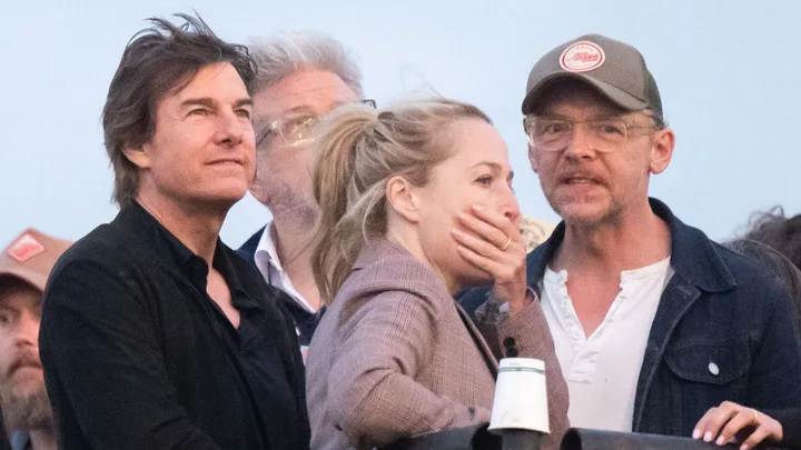tom cruise gillian anderson