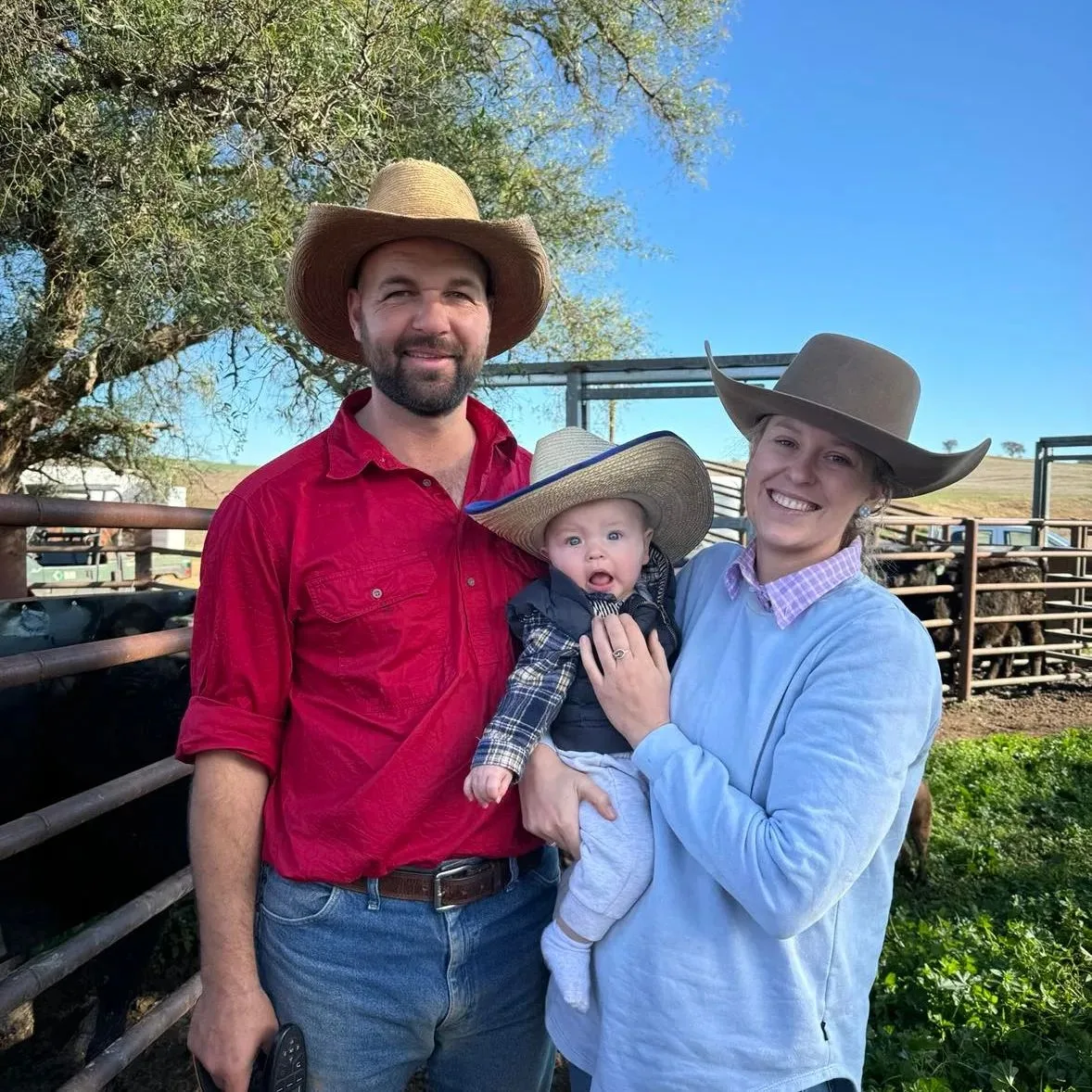 farmer wants a wife brad and clare with their baby son roy