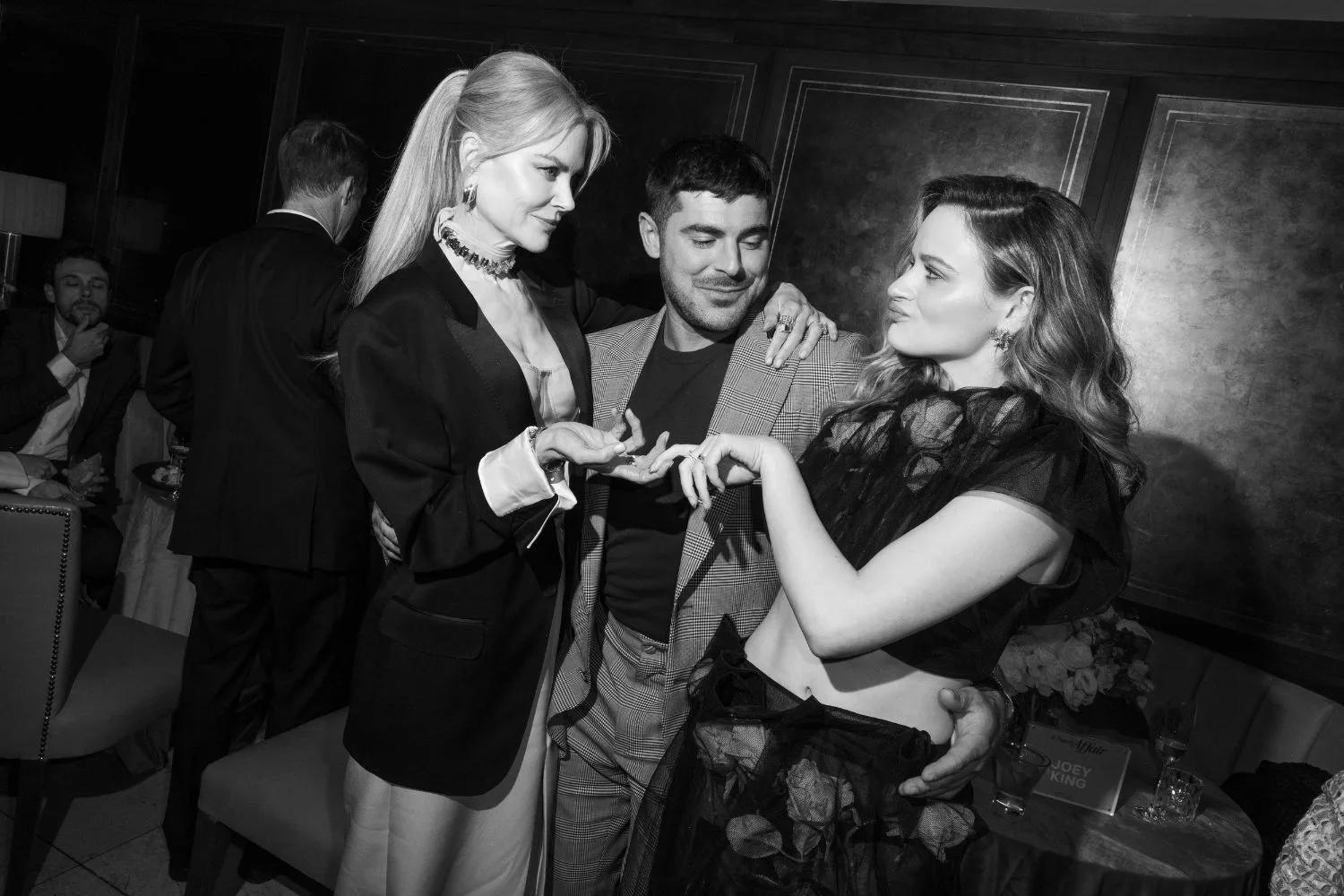 nicole kidman, zac efron and joey king at the a family affair premiere.