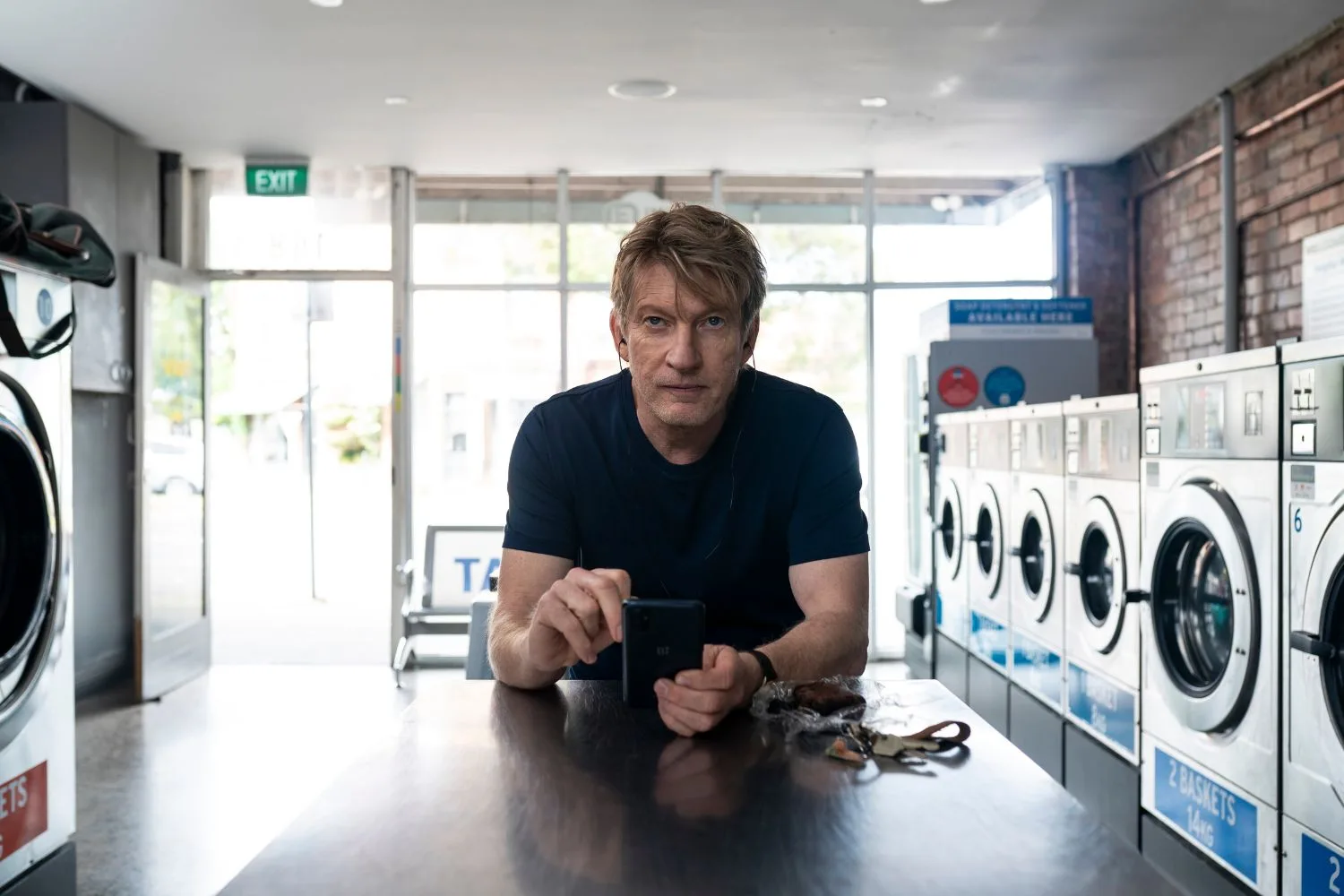episode still of david wenham in fake, the paramount plus series based on a true story
