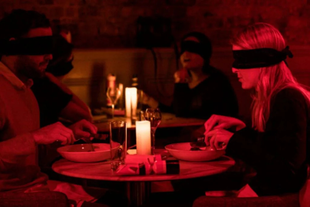 dining in the dark experience sydney