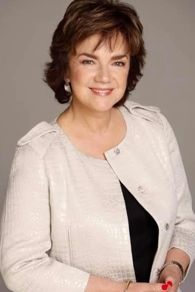 janet andrewartha