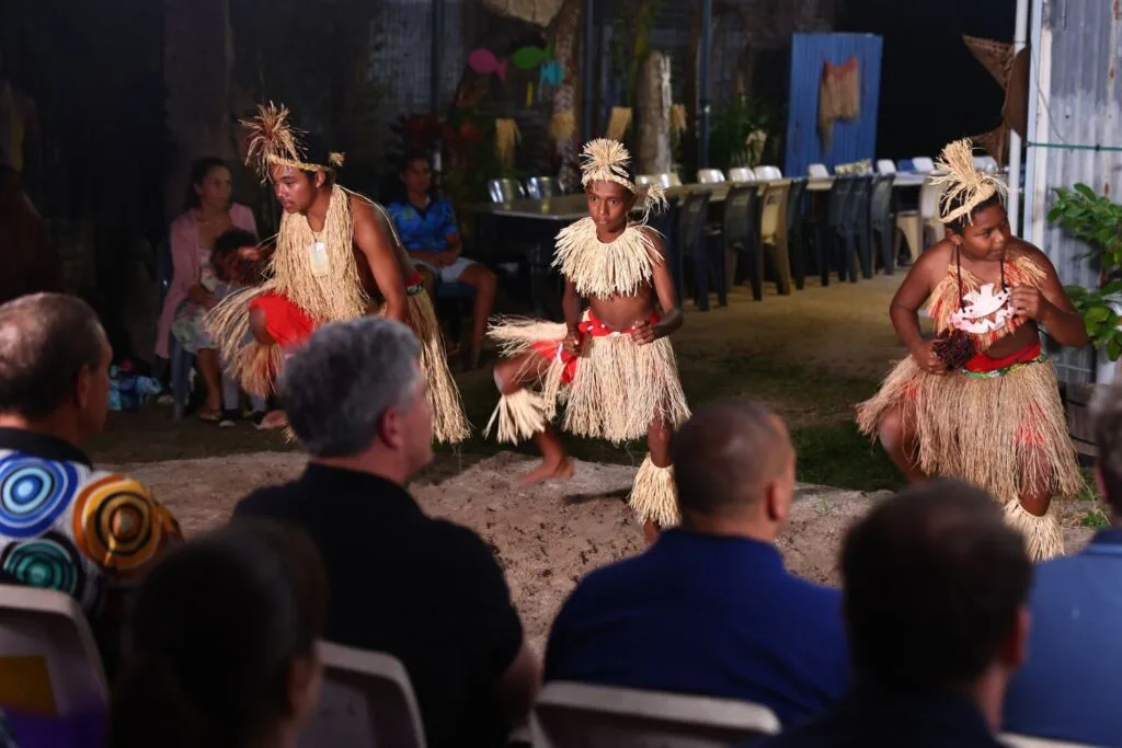 Local children perform traditional dance during the Australian Olympic Committee NAIDOC Week visit.