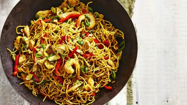 Singapore Noodles with Prawns