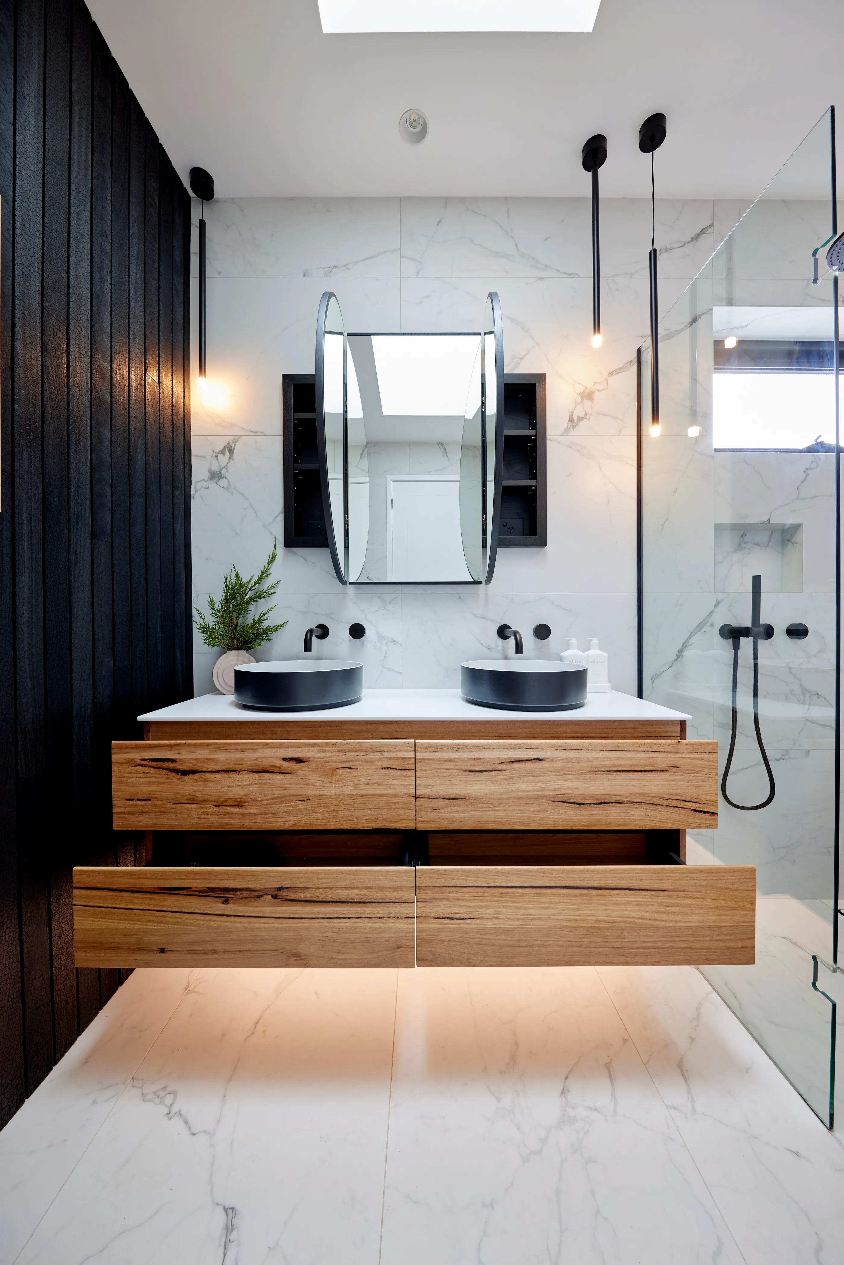 the block 2024 room reveals week 3 the main ensuite kylie and brad