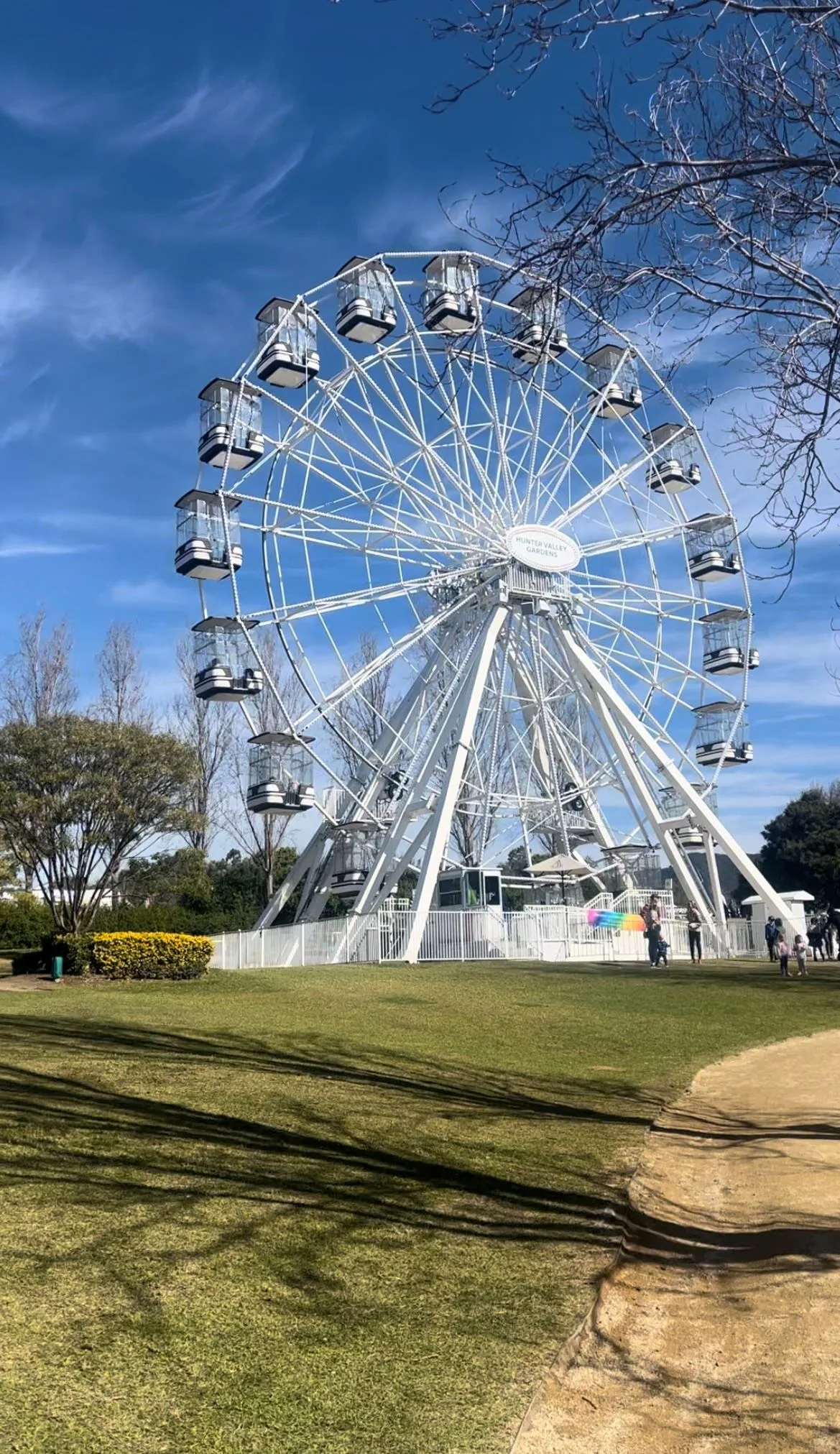 hunter valley gardens ferris wheel.