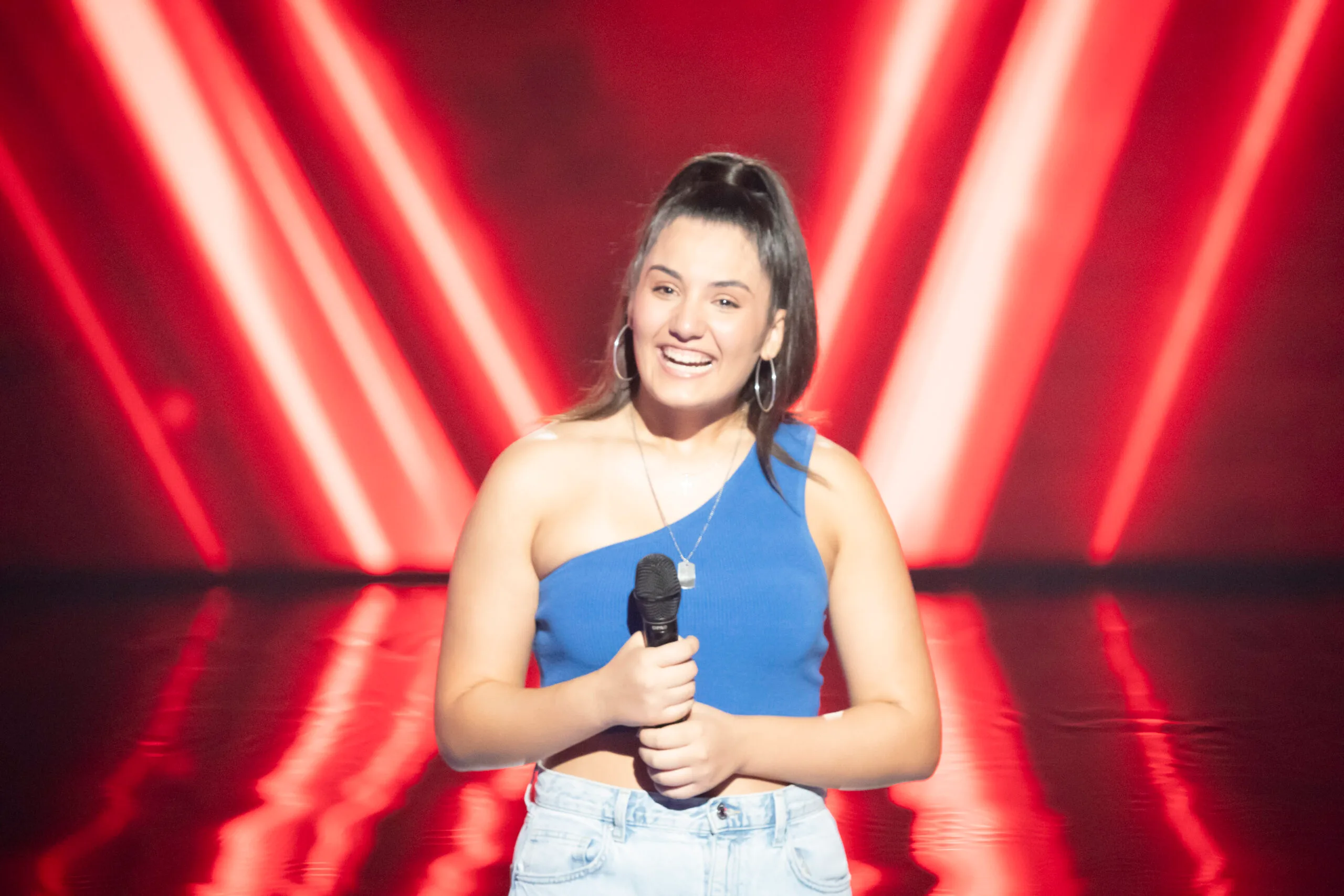 the voice 2024 contestants stephanie milostic