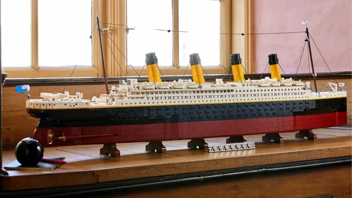 ADULT LEGO SETS