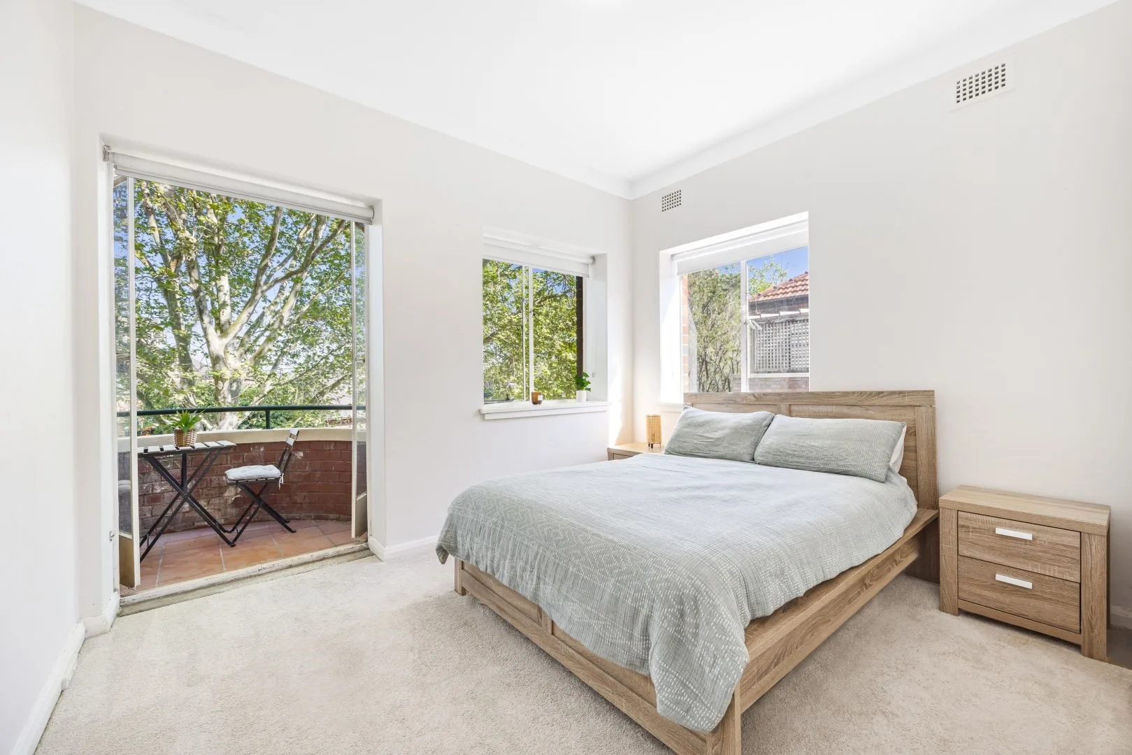 isla fisher sydney apartment
