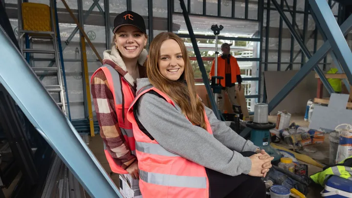 Maddy & Charlotte break down after being bullied by fellow The Block contestants