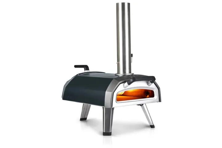 Ooni Karu 12G Multi-Fuel Pizza Oven.