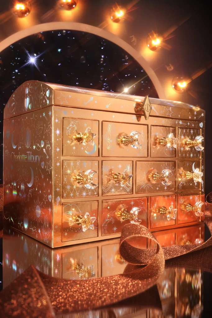 charlotte tilbury beauty treasure chest 12 day calendar