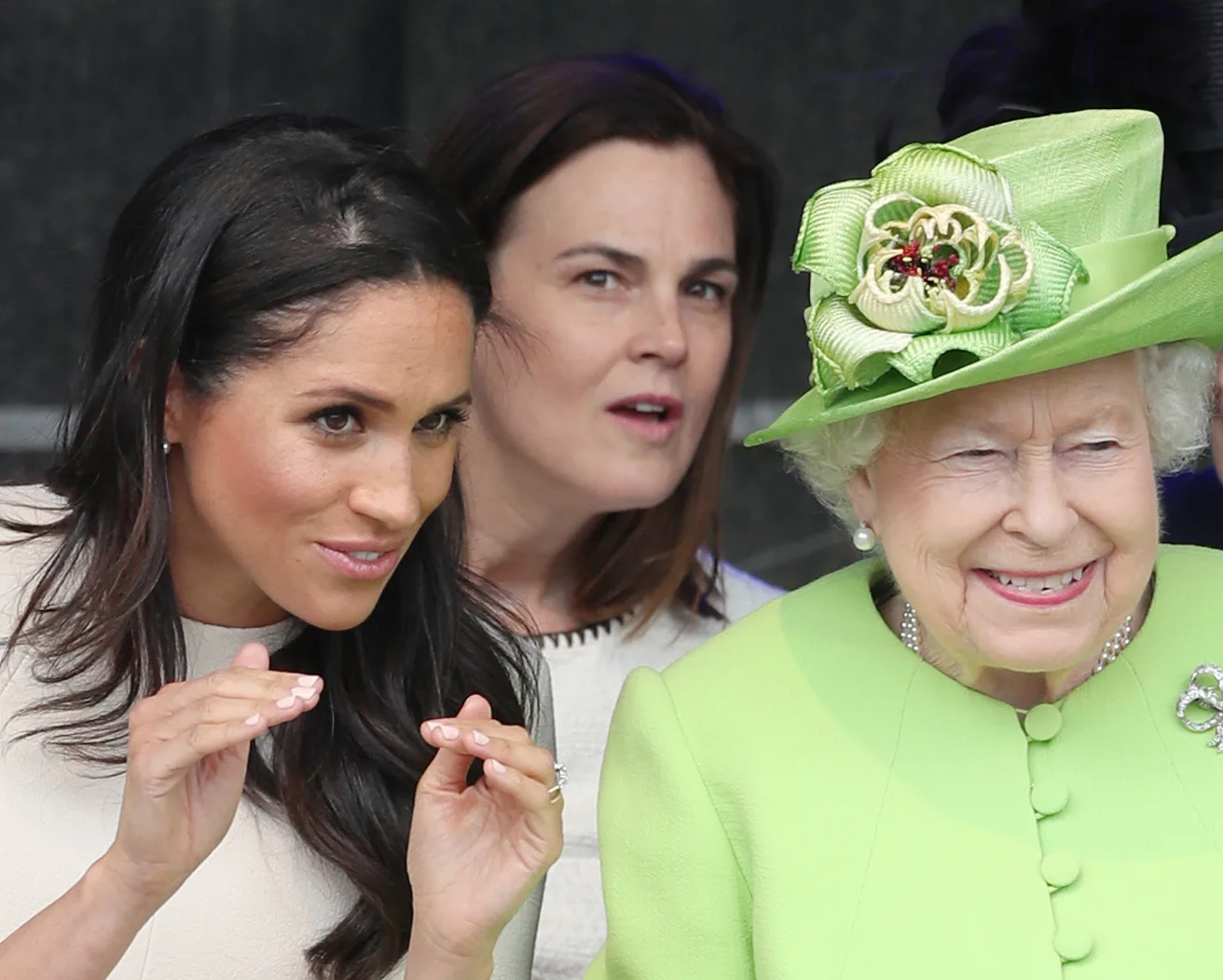 queen elizabeth samantha cohen meghan markle