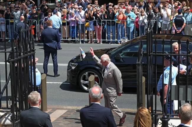 king charles waving to crowds sydney
